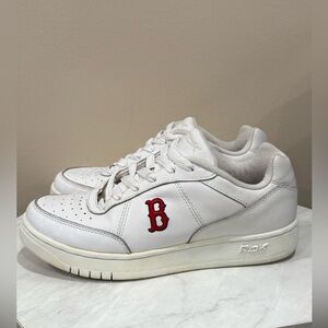 🔥 Reebok Boston Red Sox White Leather Sneakers Men’s Sz 10 Retro Baseball Shoes🔥
